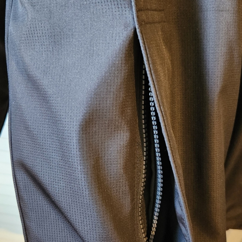 Calvin Klein Medium Weight Winter Jacket Black Ho… - image 3